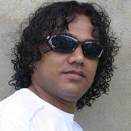 Buy Dadah De Fort Dauphin's Music  now!